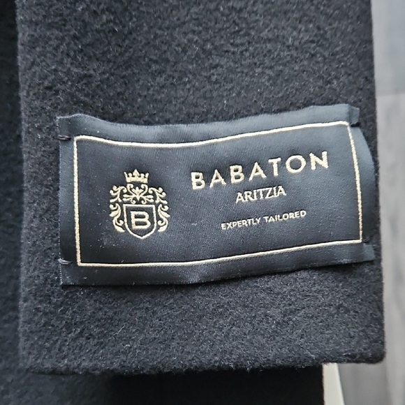 Babaton - Aritzia - Publication Coat - Elegant Gray Double-Breasted Women's Coat - Picture 6 of 12